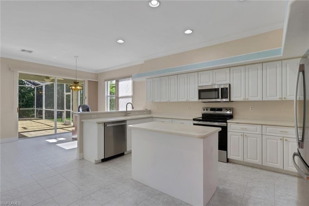 8711 KILKENNY CT-12