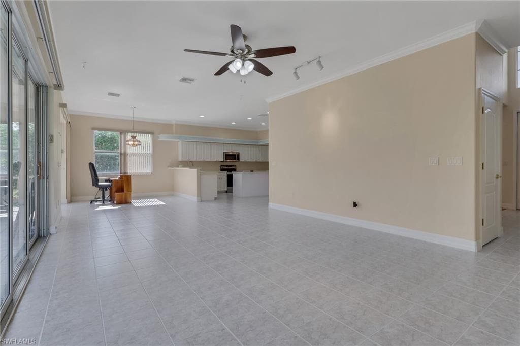 8711 KILKENNY CT-8