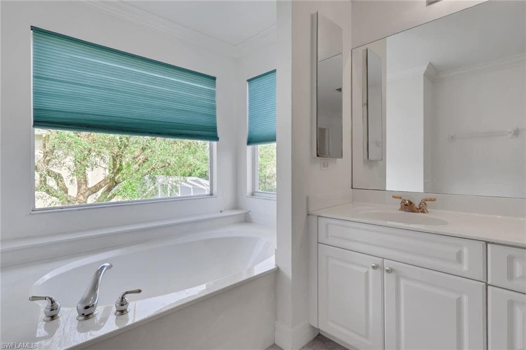 8711 KILKENNY CT-28