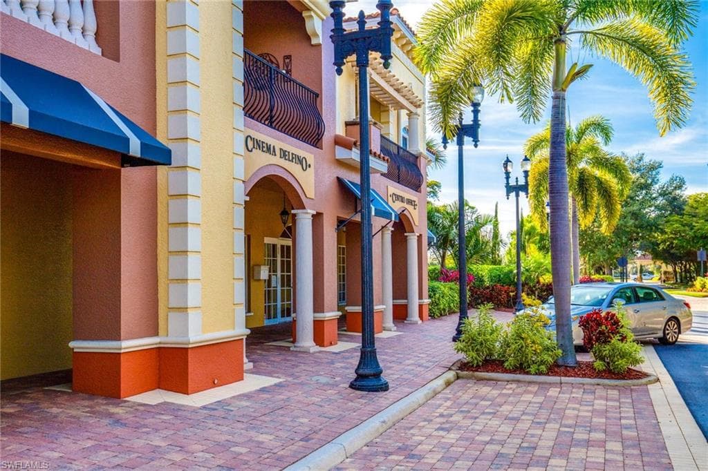 20321 Estero Gardens CIR 102-18