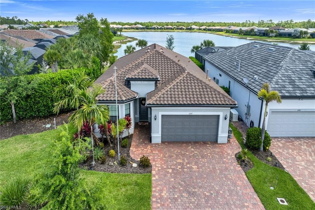 6787 Pennyroyal DR-32