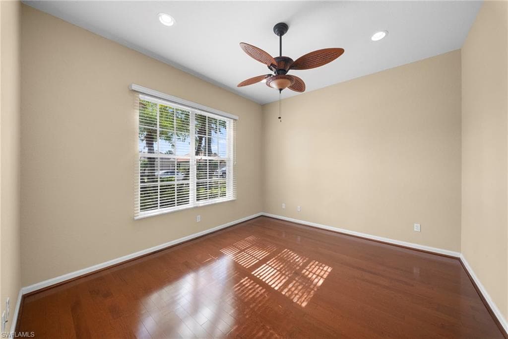 7914 Founders CIR-8
