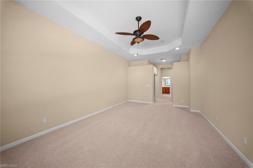 7914 Founders CIR-14