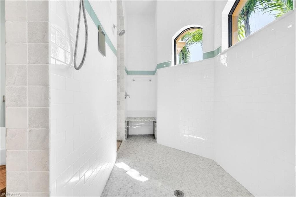 4417 NW 20th TER-17