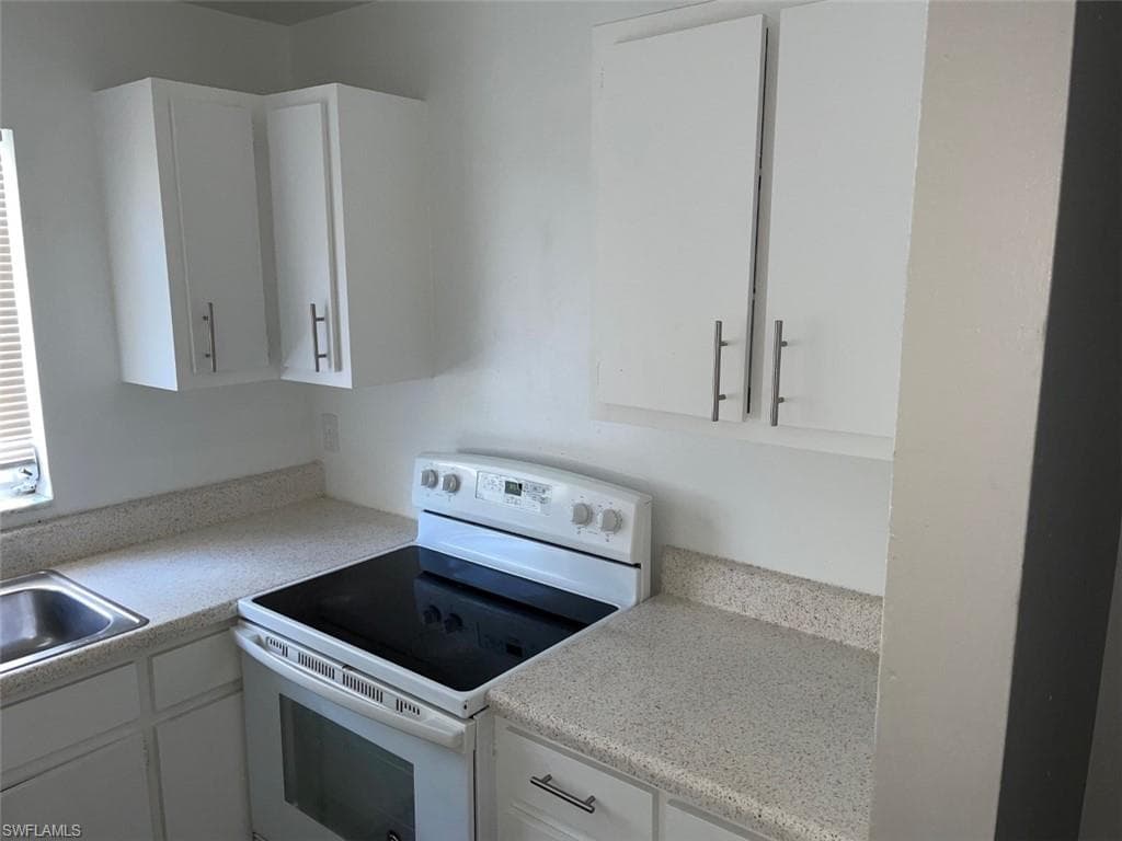 2243 Euclid AVE-4