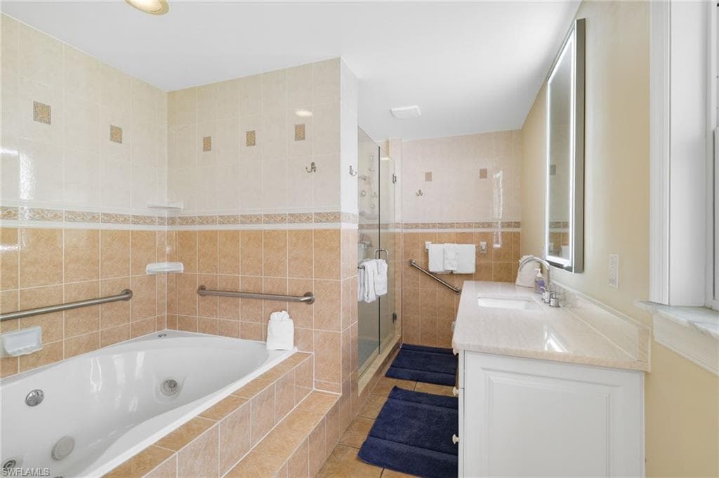 8246 Estero BLVD-33