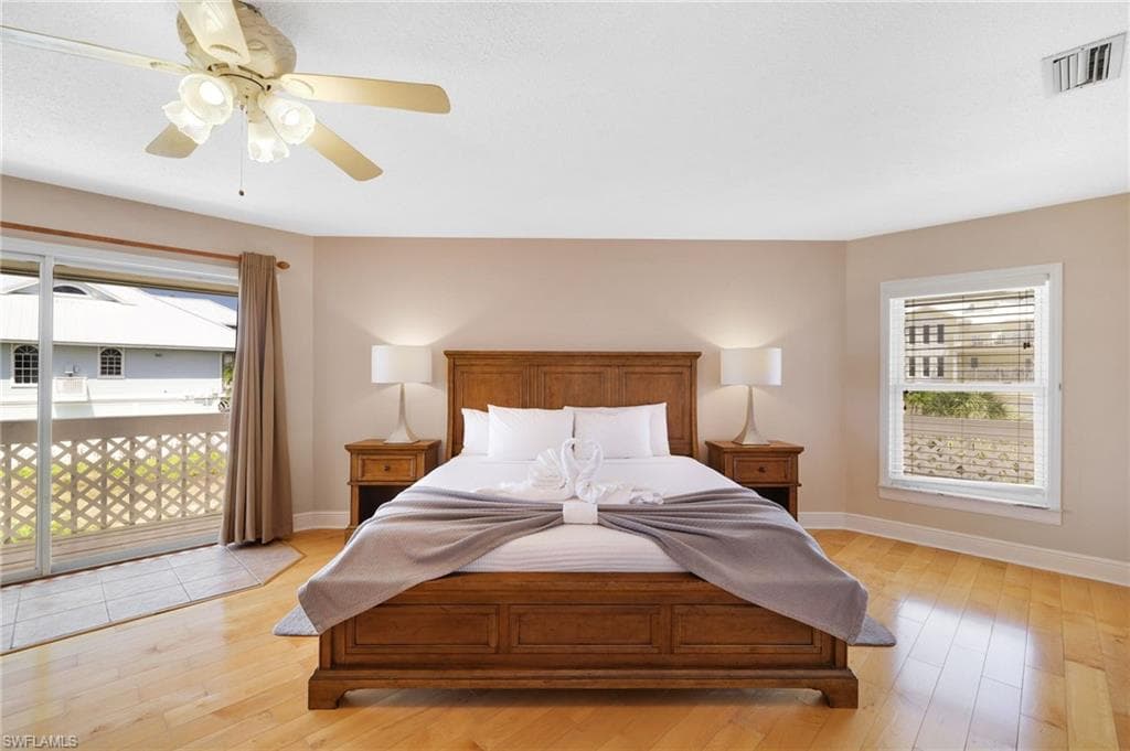 8246 Estero BLVD-32