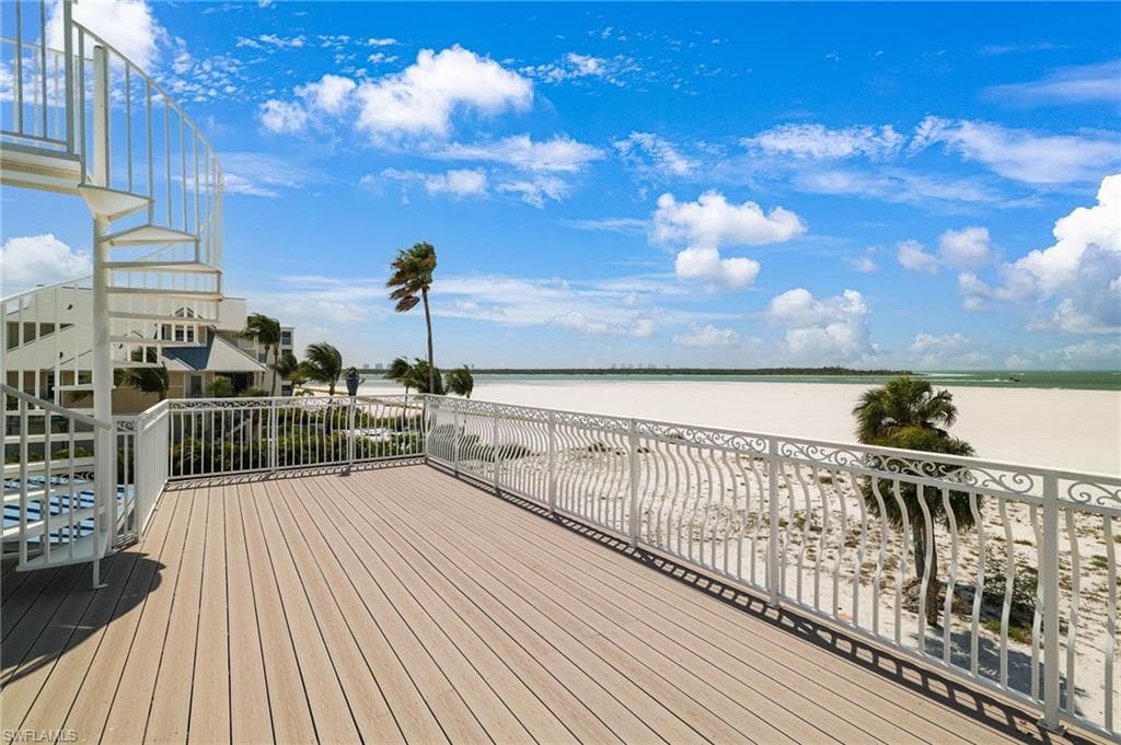 8246 Estero BLVD-38