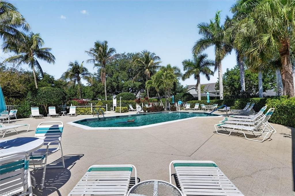 25730 Lake Amelia WAY 202-40