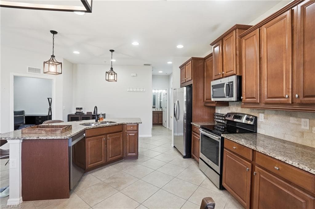 8515 Oakshade CIR 201-12