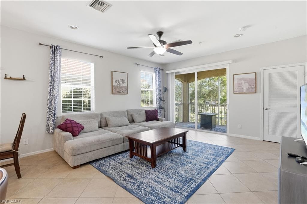 8515 Oakshade CIR 201-6