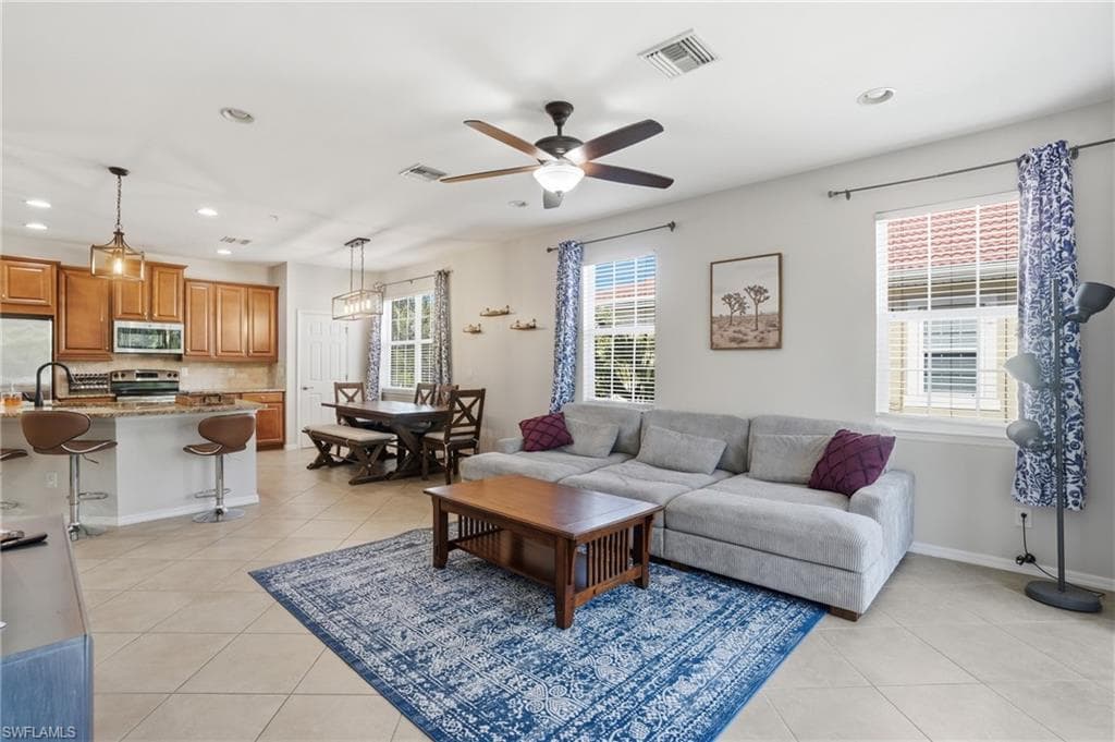 8515 Oakshade CIR 201-8