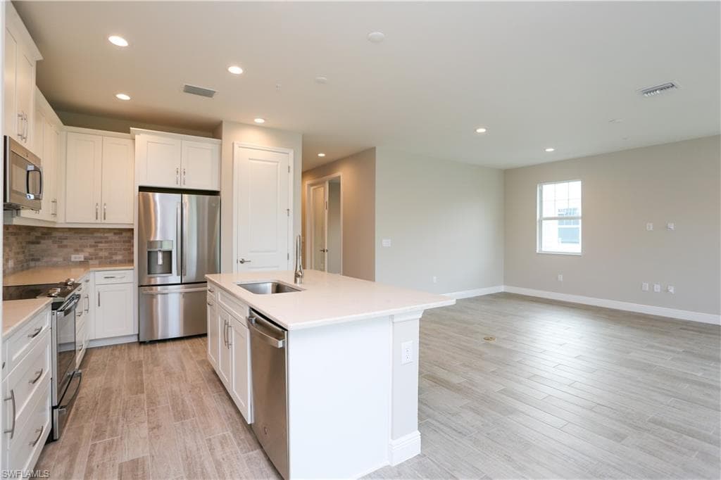 2626 Seychelles CIR 1405-12