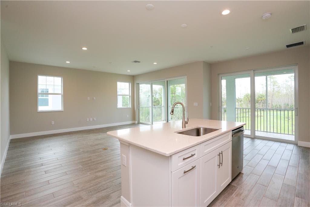 2626 Seychelles CIR 1405-15