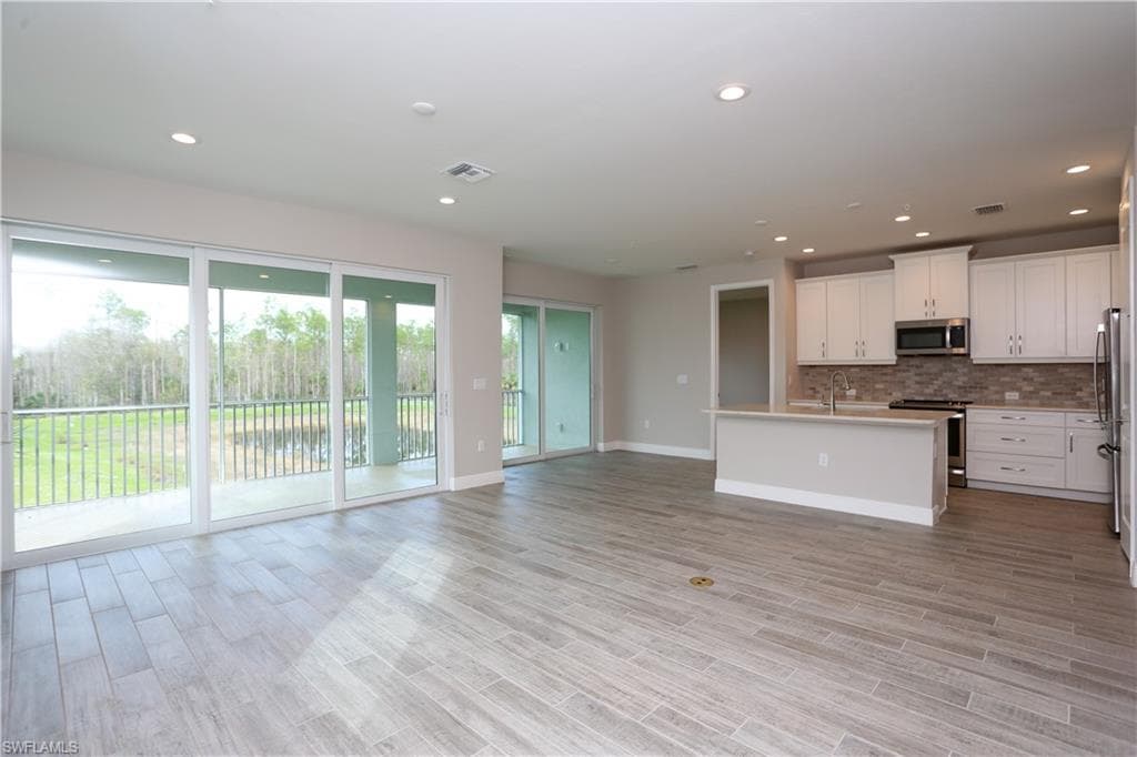 2626 Seychelles CIR 1405-8