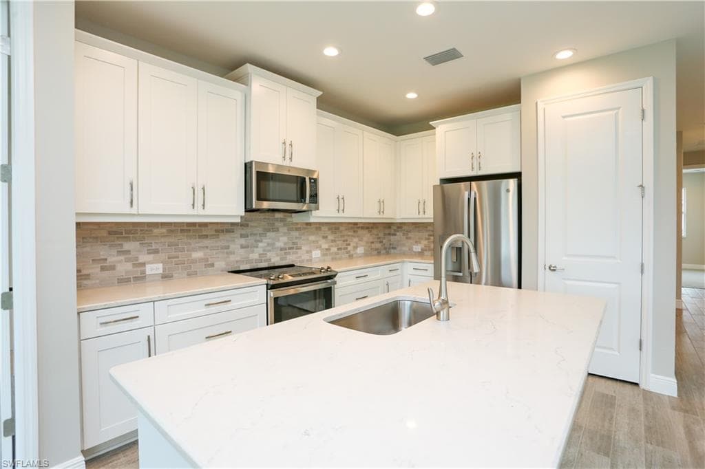 2626 Seychelles CIR 1405-13