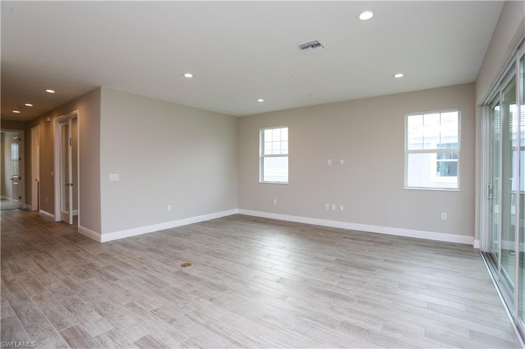 2626 Seychelles CIR 1405-17