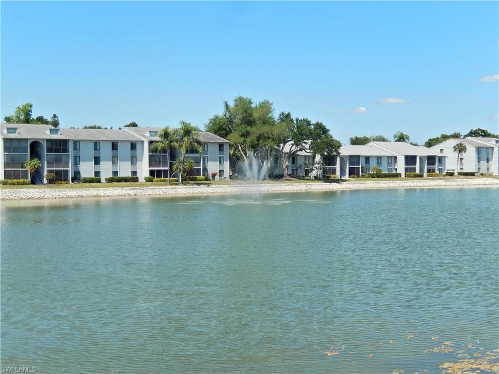 4681 Lakeside Club BLVD 4-28