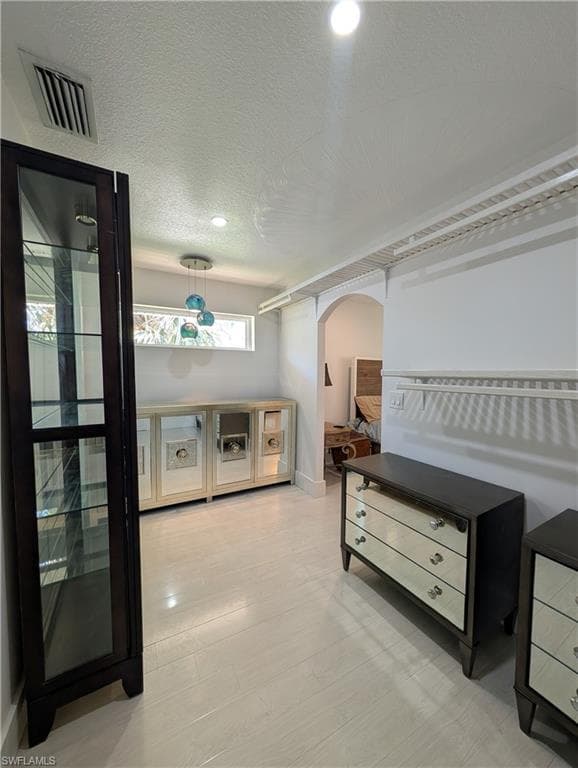 14952 Kimberly LN-26
