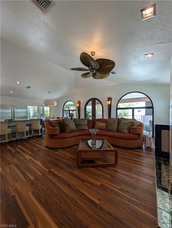 14952 Kimberly LN-16