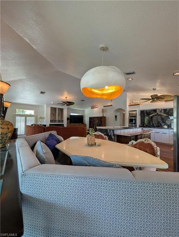 14952 Kimberly LN-19