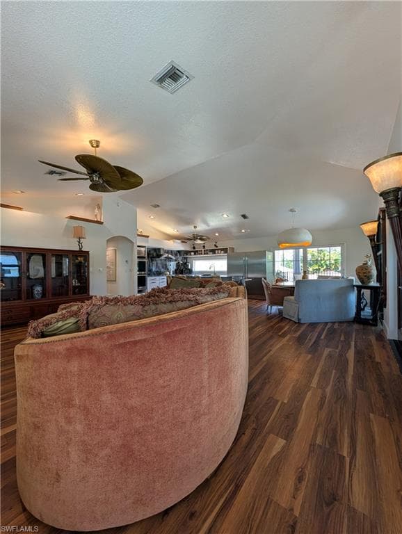 14952 Kimberly LN-13