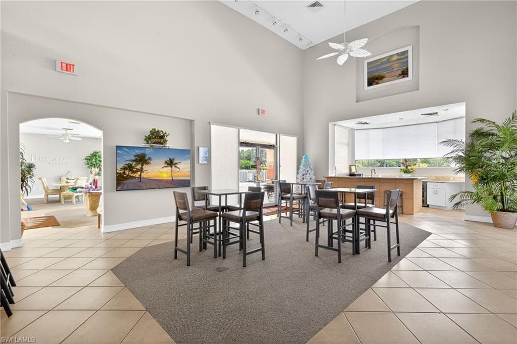 6361 Aragon WAY 202-22