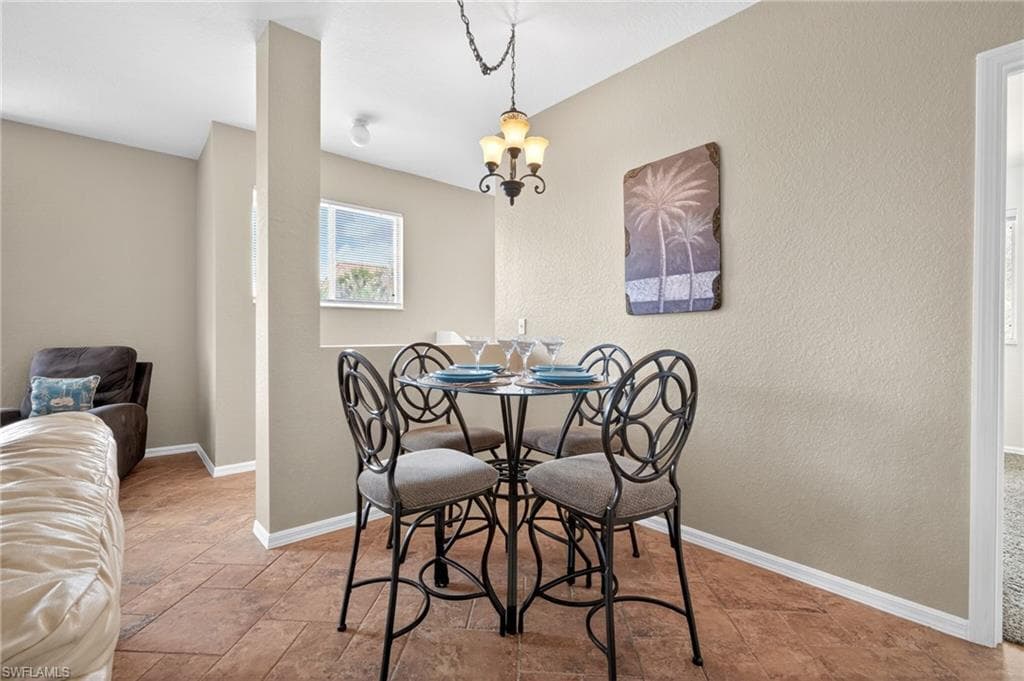 6361 Aragon WAY 202-5