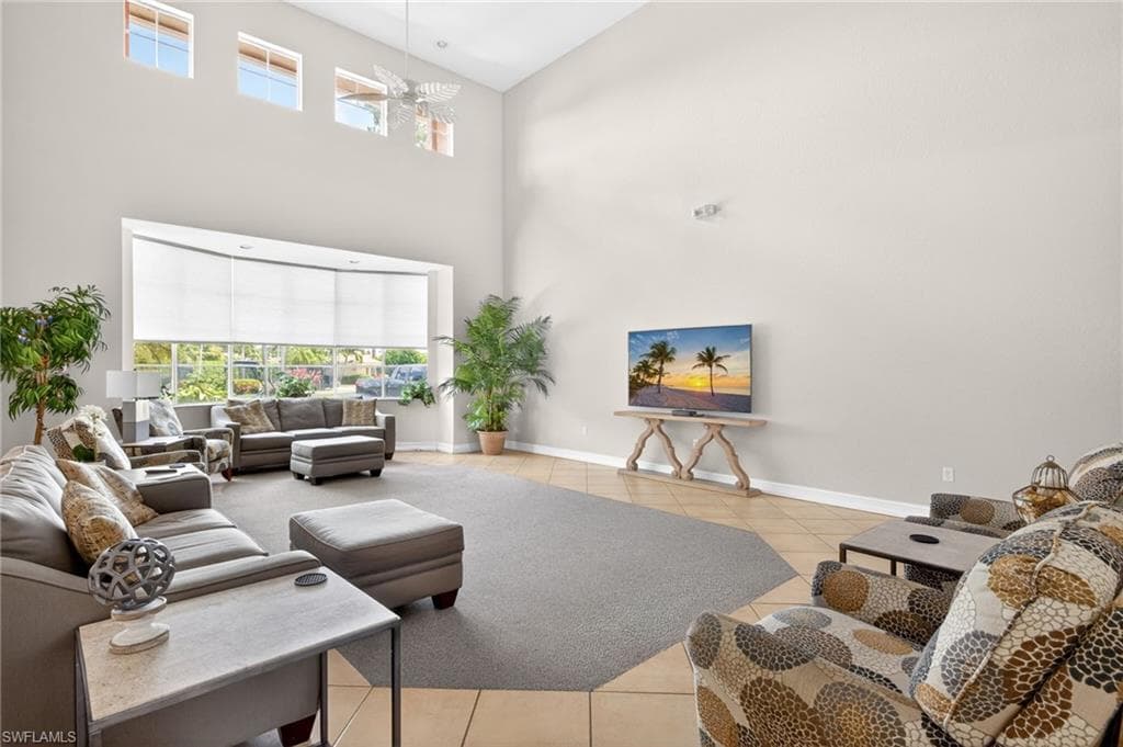 6361 Aragon WAY 202-21