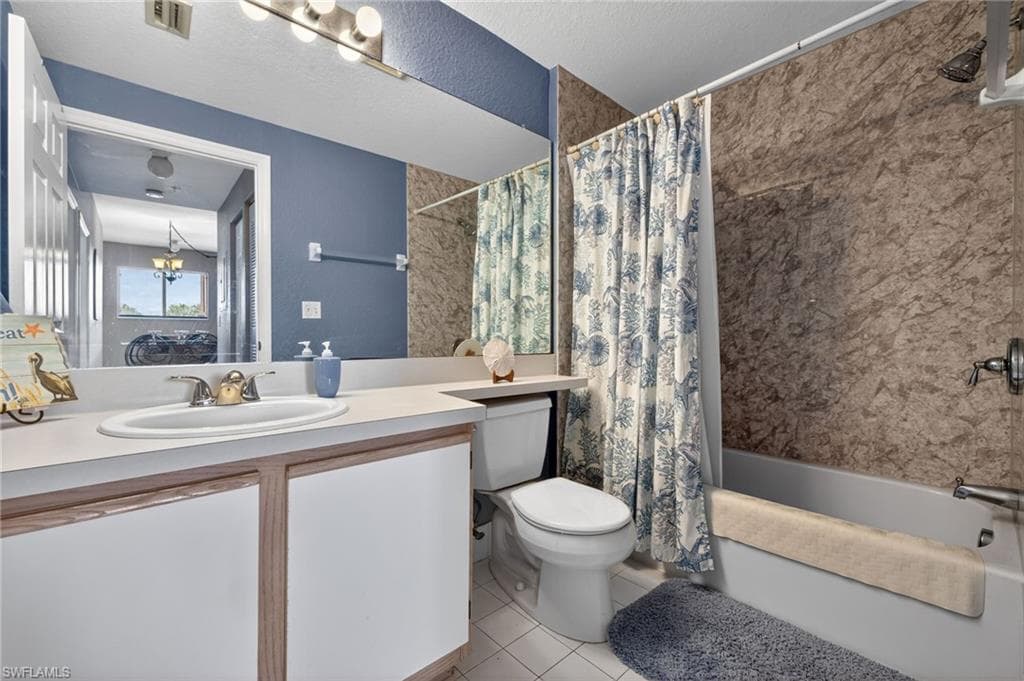 6361 Aragon WAY 202-17