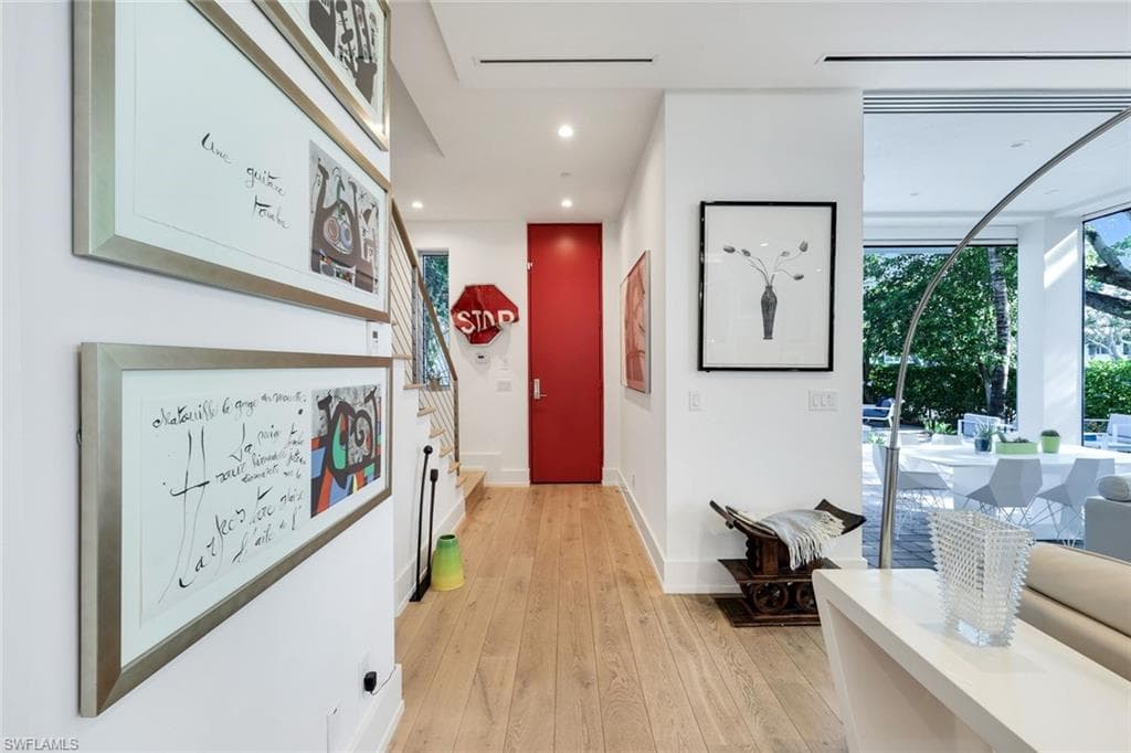 335 Banyan BLVD 4-13
