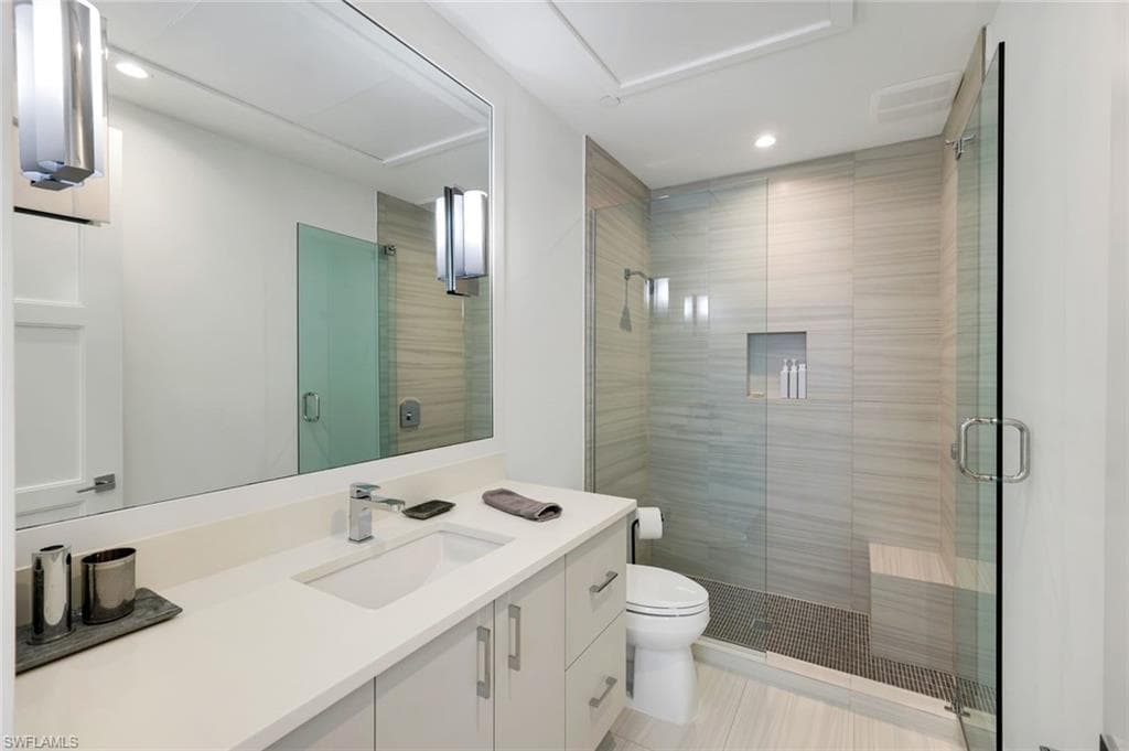 335 Banyan BLVD 4-34