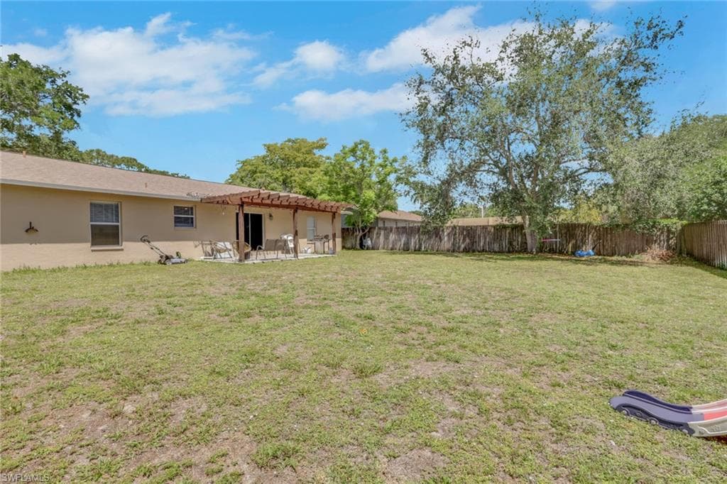 3300 Valencia DR-24