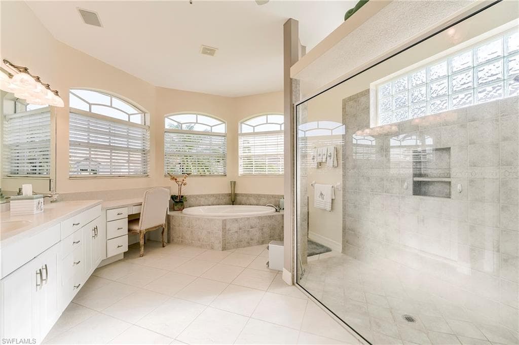 8555 Southwind Bay CIR-23