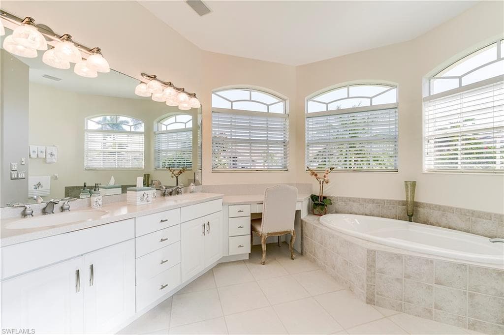 8555 Southwind Bay CIR-24