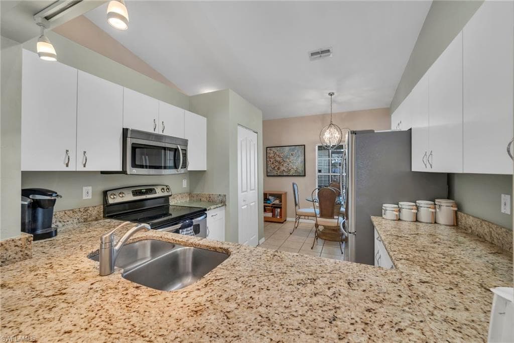 103 Tanglewood CT 128-1-4