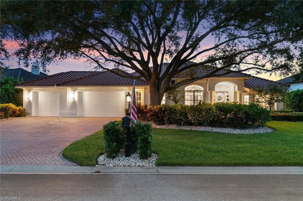 8037 Vera Cruz WAY-44