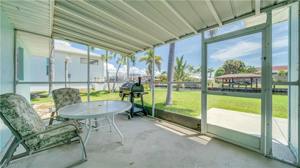 2708 Mangrove ST-12