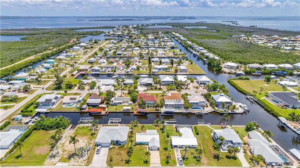 2708 Mangrove ST-33