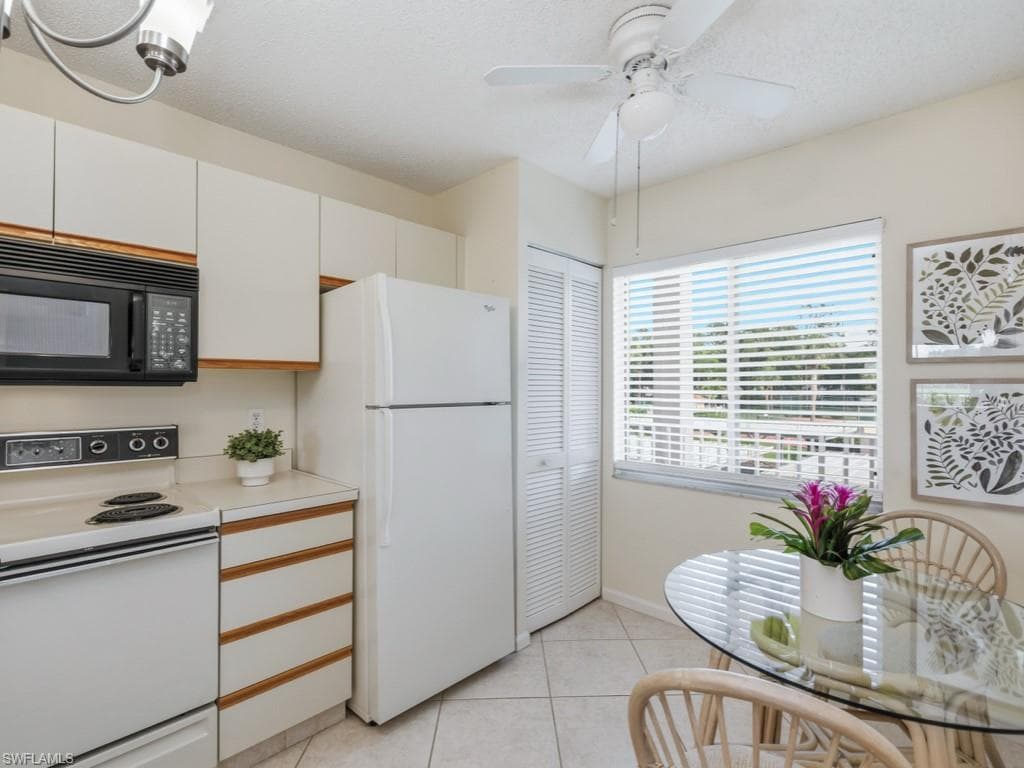 5970 Amherst DR C203-8