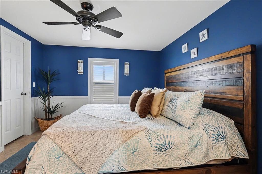 11111 Bayside LN-15