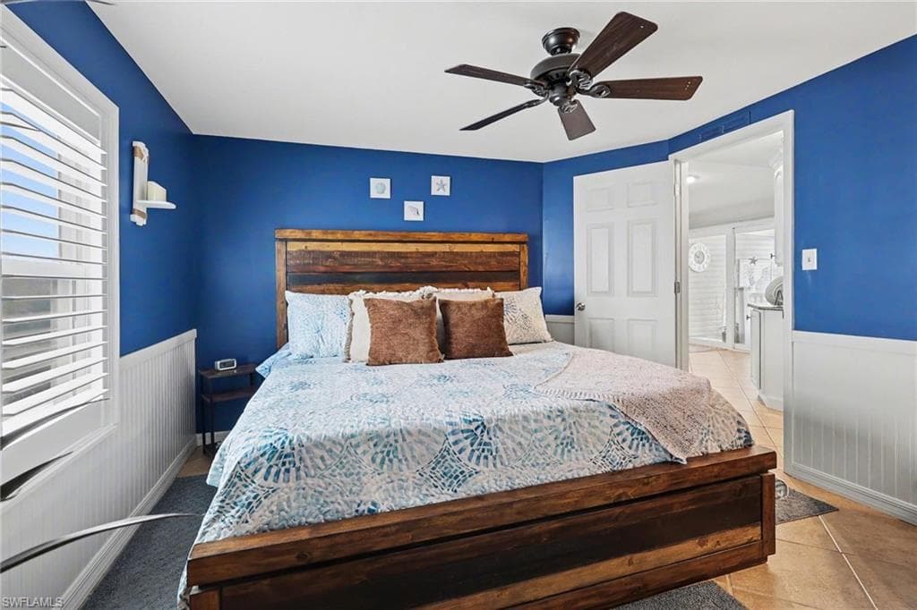 11111 Bayside LN-14