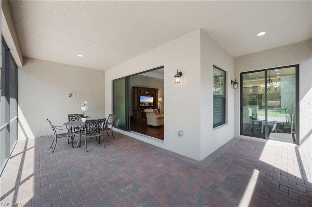 13736 Luna DR-21