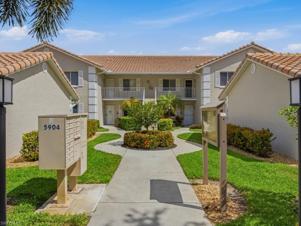 5904 Cranbrook WAY J204-15