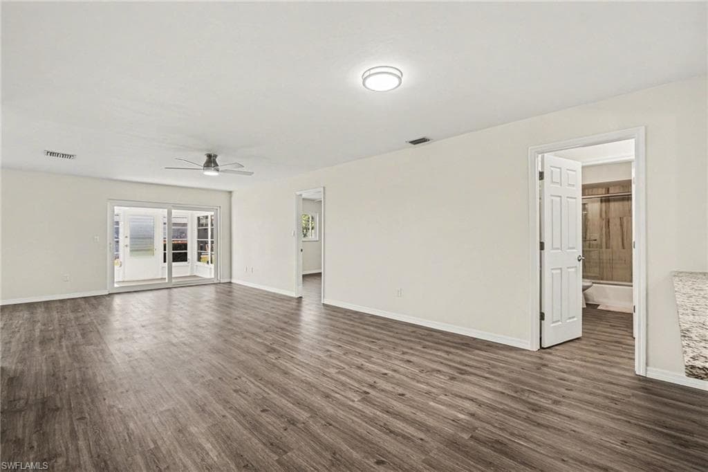 1382 Myerlee Country Club BLVD-3