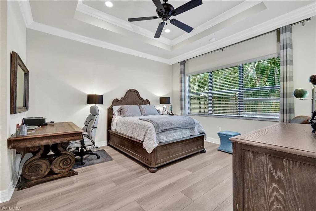 13423 Silktail DR-11