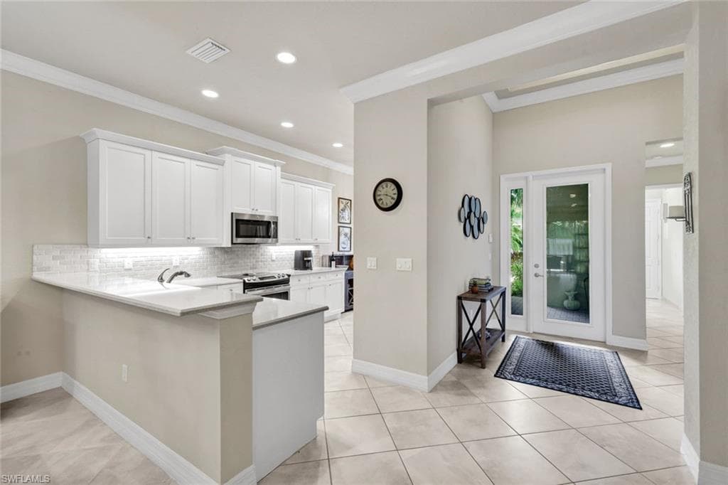 13423 Silktail DR-8