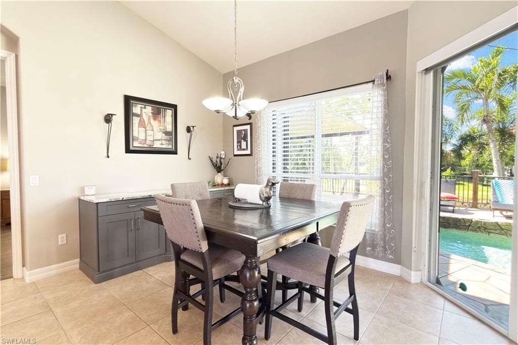 8723 S Lake CIR-12