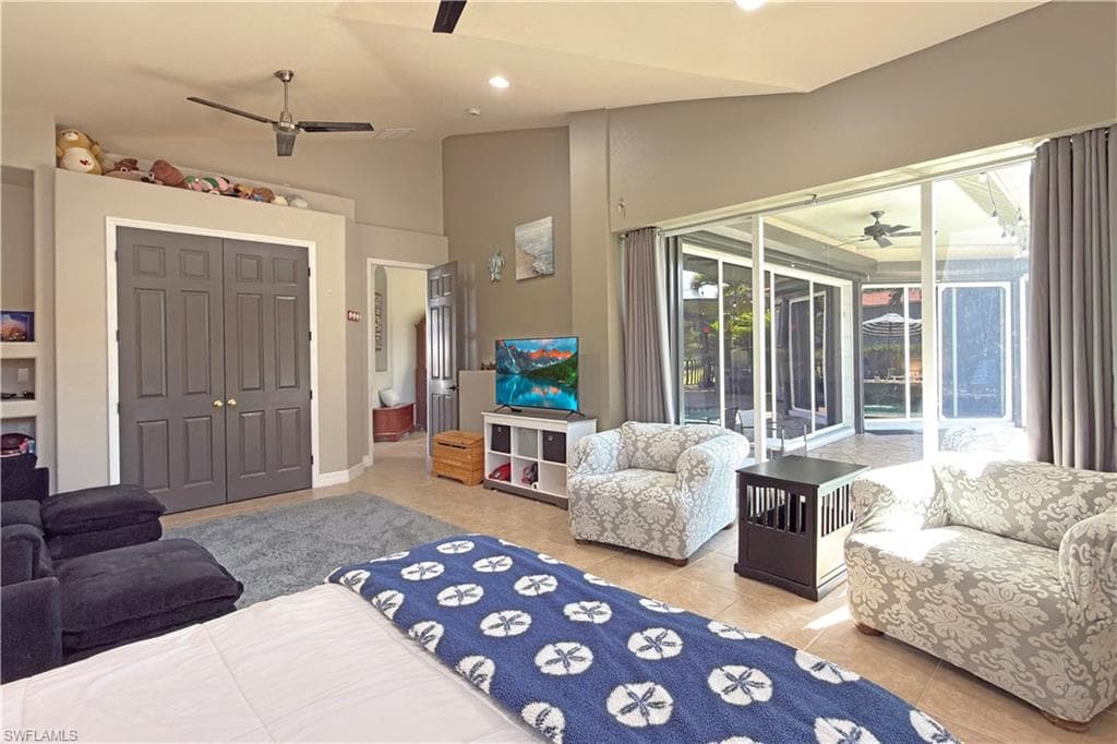 8723 S Lake CIR-35