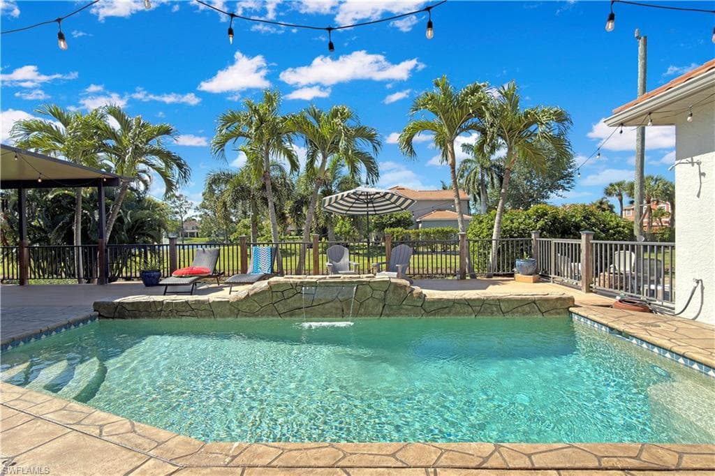 8723 S Lake CIR-27